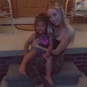 Meet your Posher, Caitlin